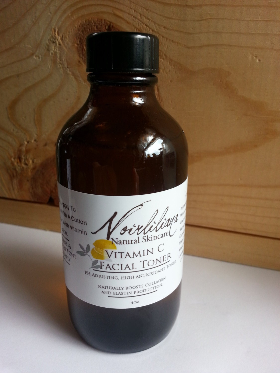 Vitamin C Facial Toner Soothes, Tones, Hydrates With Use