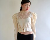 Ivory LACE Victorian Style Vintage 70s Blouse Pintucks S M