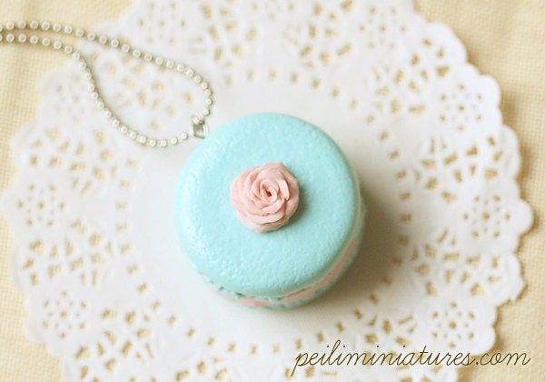 Food Jewelry - Aqua Macaron With Rose Necklace