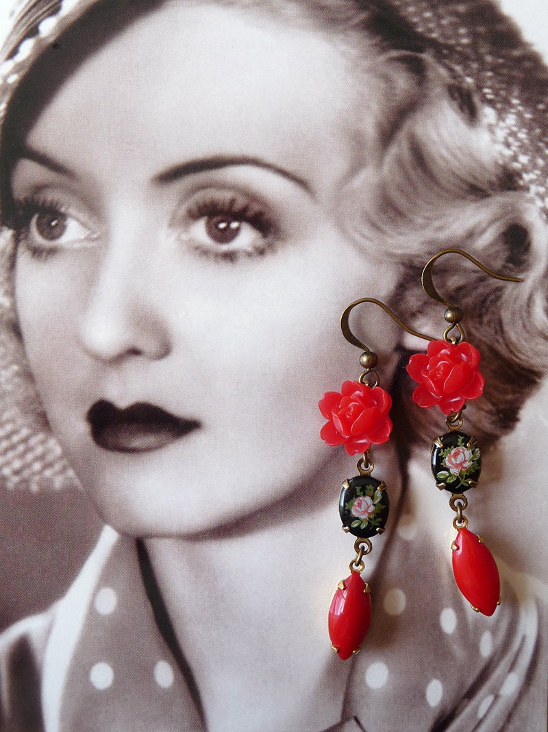 Passionata II Earrings - Retro Jewelry - Pinup Style - Red Roses - Vintage Cabochons - Red and Black (SD0534)