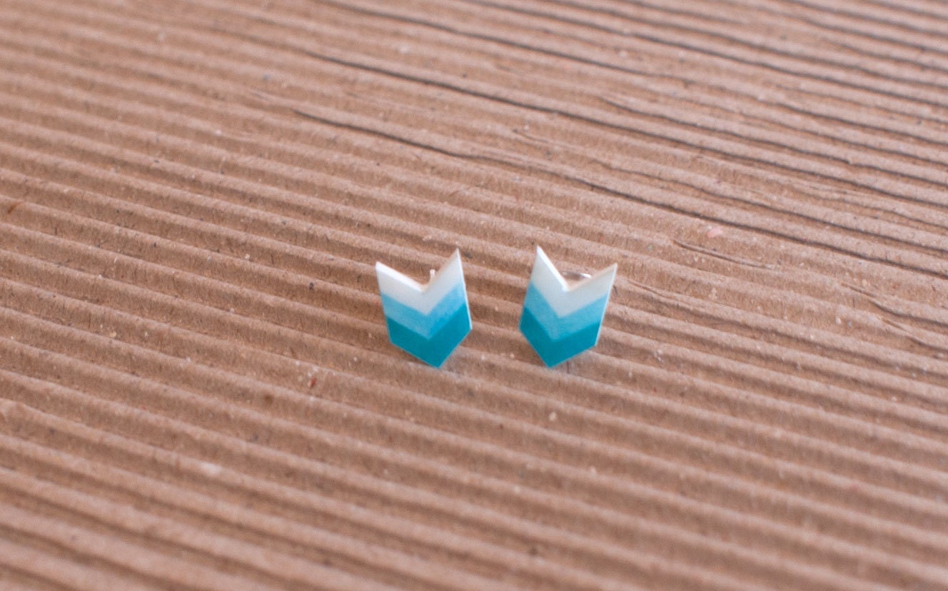 Hand Drawn Tricolor Chevron Post Earrings Studs - Teal Blue White Gradient Ombré