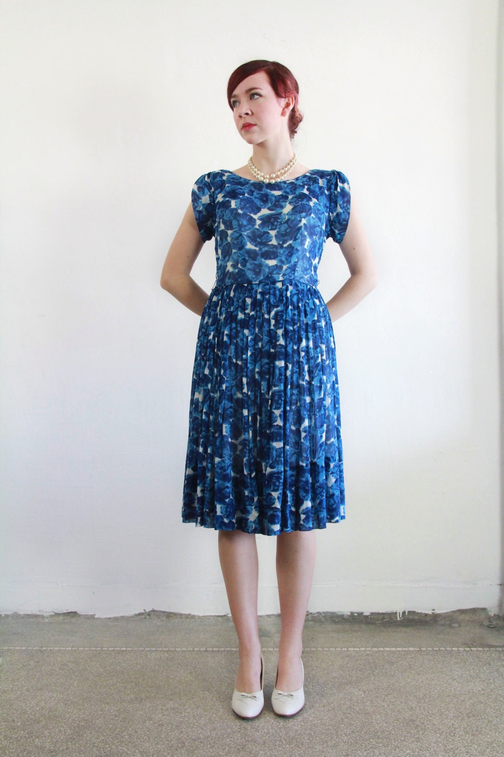 50s Dress . Vintage Daydress . Blue Flower Print . Leslie Fay . 1950s Mad Men