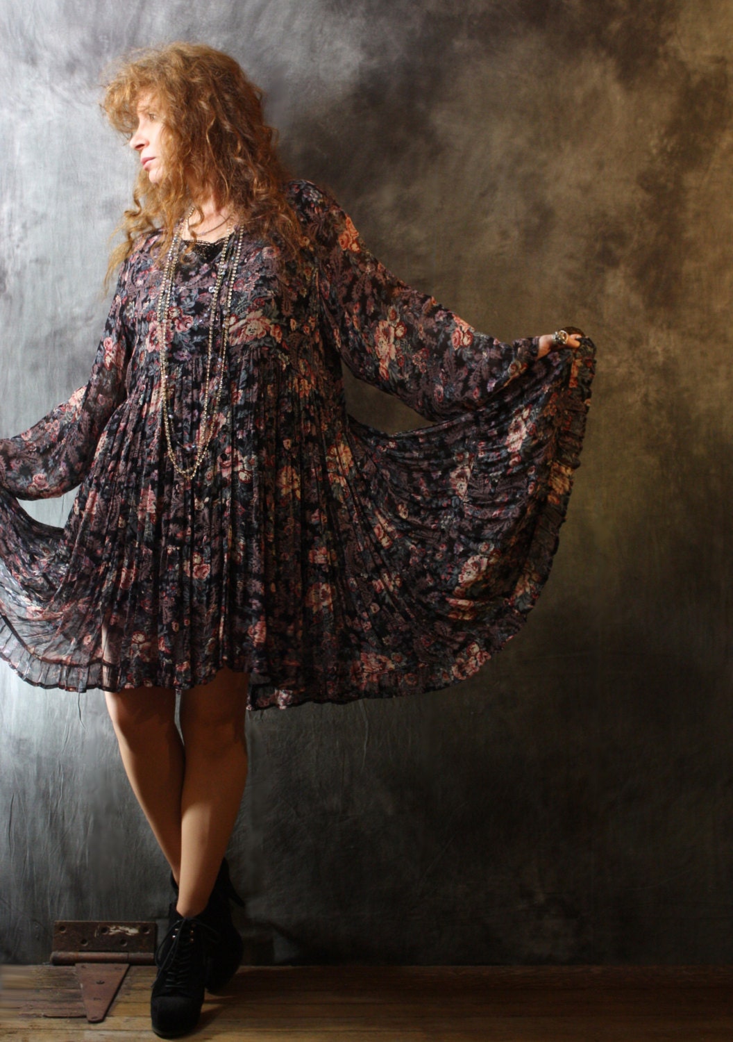 Vintage 1980s Romantic Gypsy Hippie India Baby Doll Dress Full Skirt Crinkle Rayon