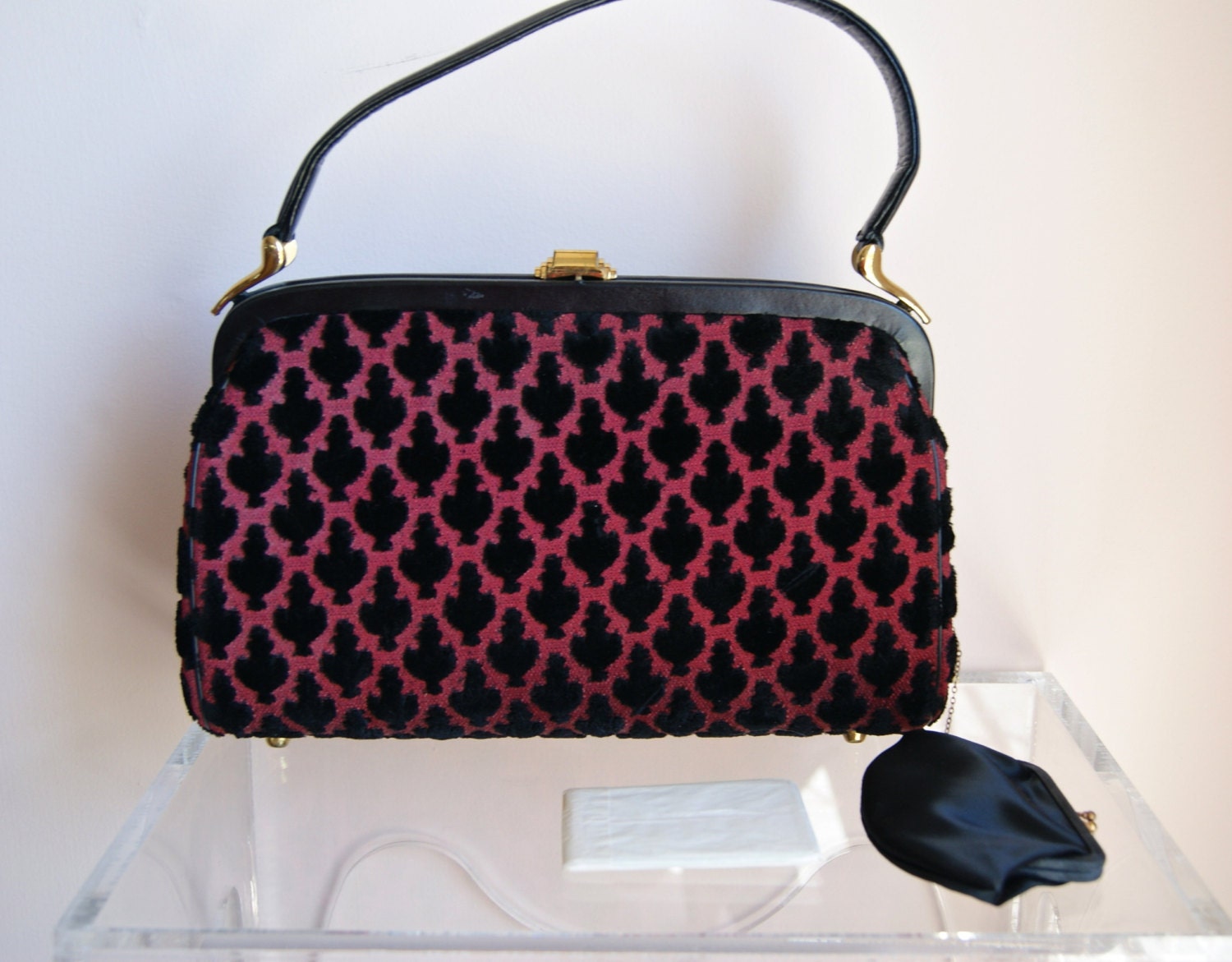 60s Designer Handbag // Vintage Morris Moskowitz Velvet Patterned Purse