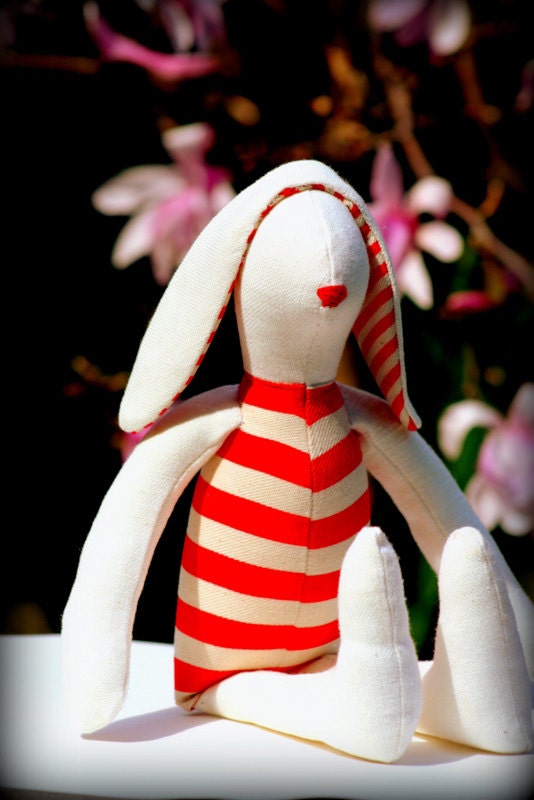 Philipe le lapin /linen doll/ stuffed toy/ plush animal/ soft toy