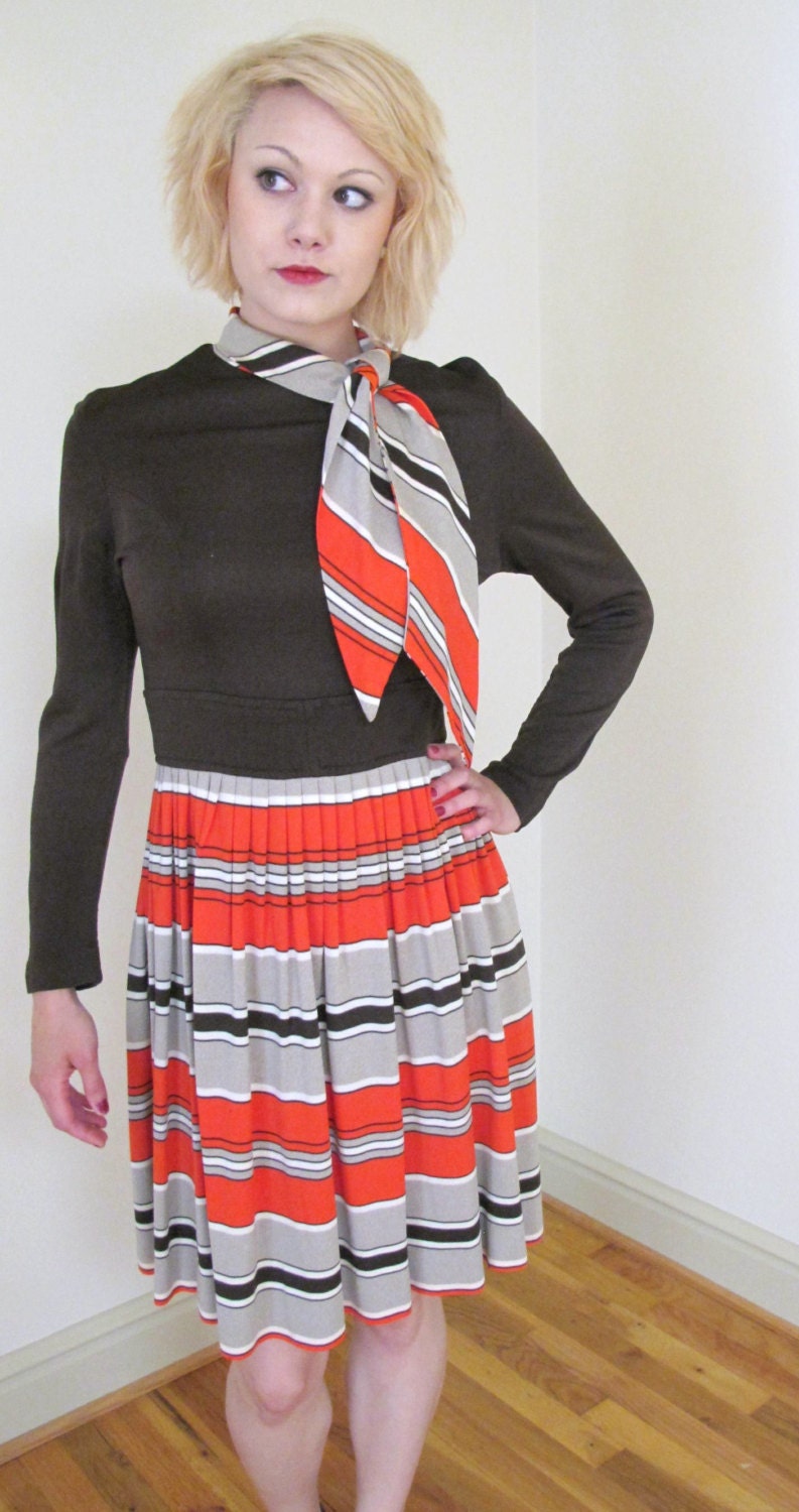 Vintage Mod Browns Oranges 60s Stewardess Dress