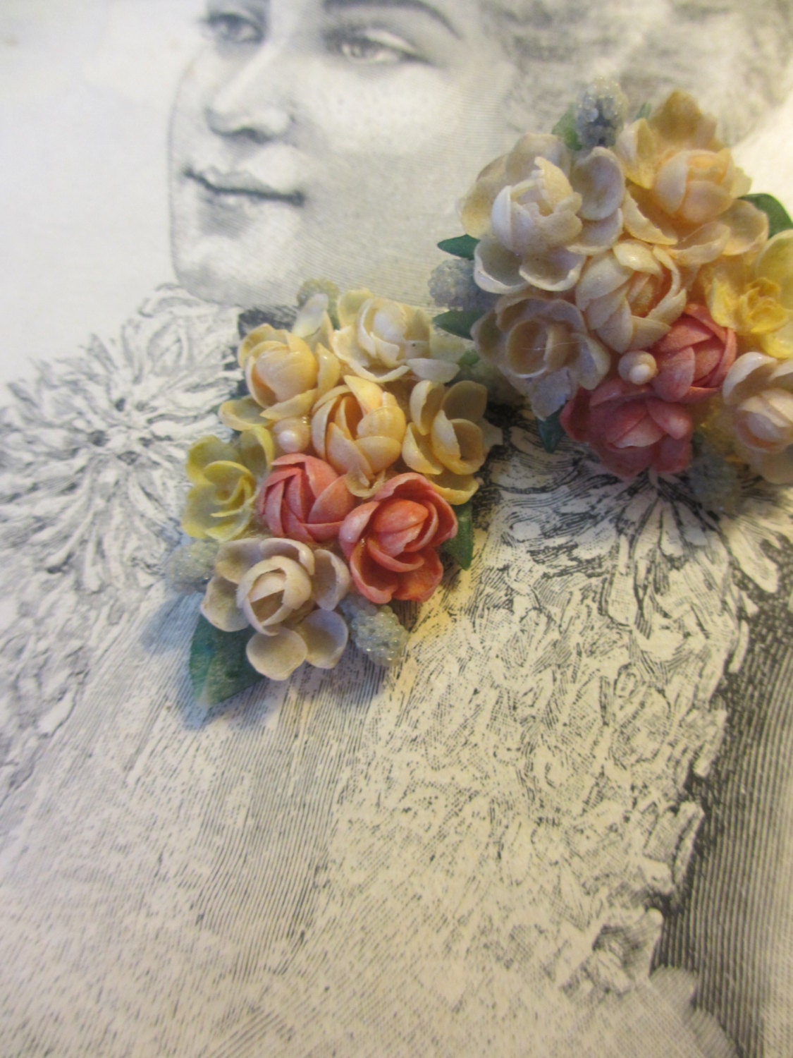Vintage Shell Art Earrings Pair
