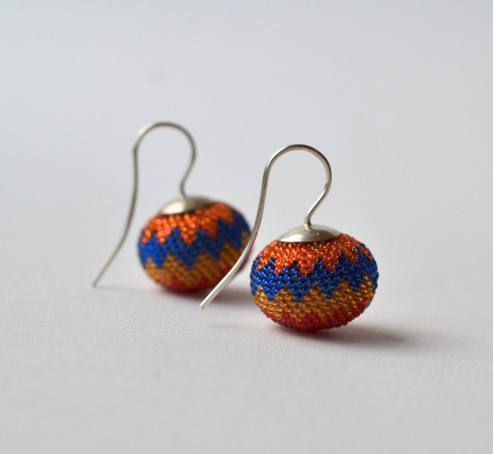 tribal chevron earrings glassbeads and sterling silver