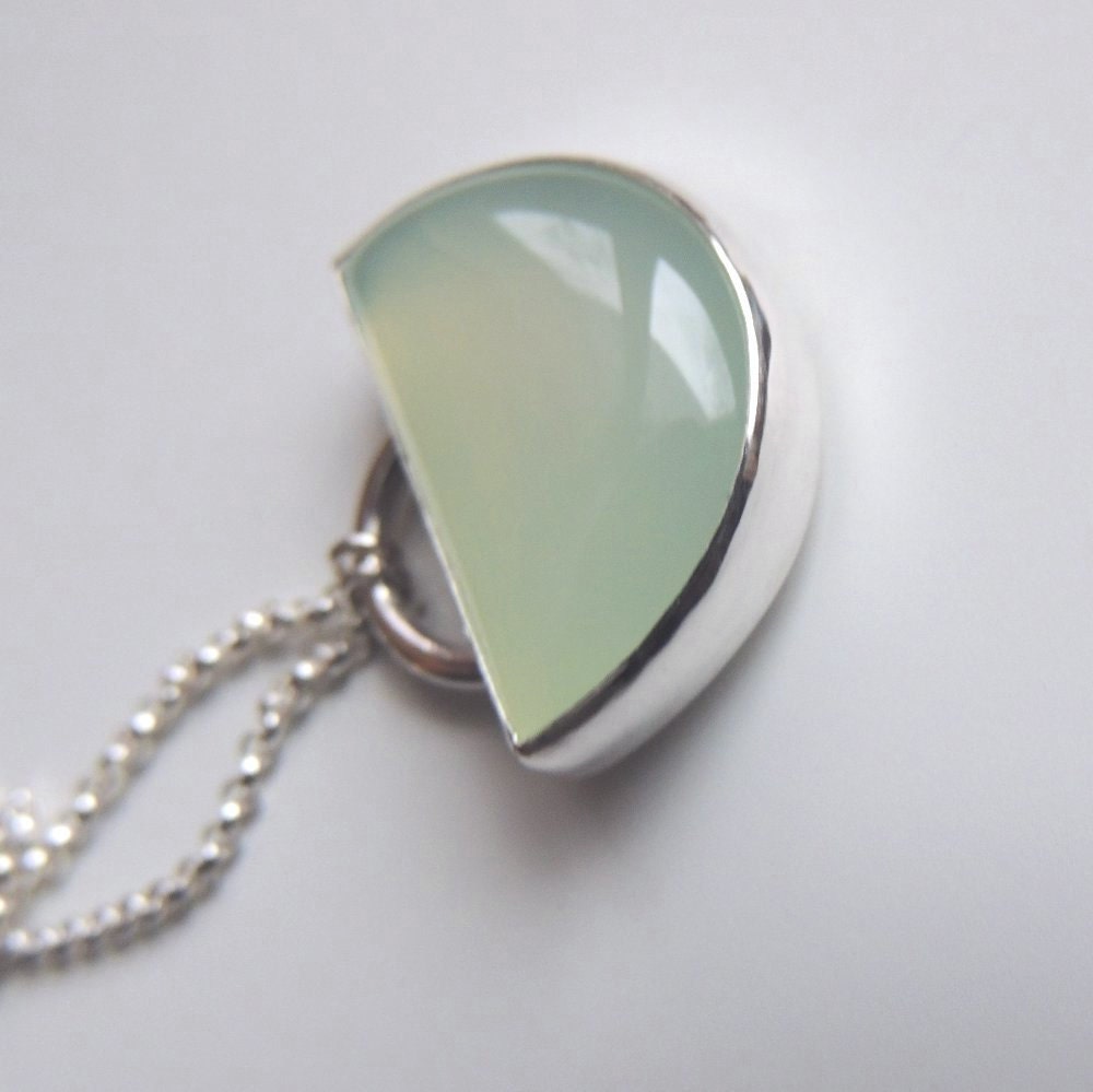 Chalcedony Necklace Sterling Silver Green Chalcedony Necklace