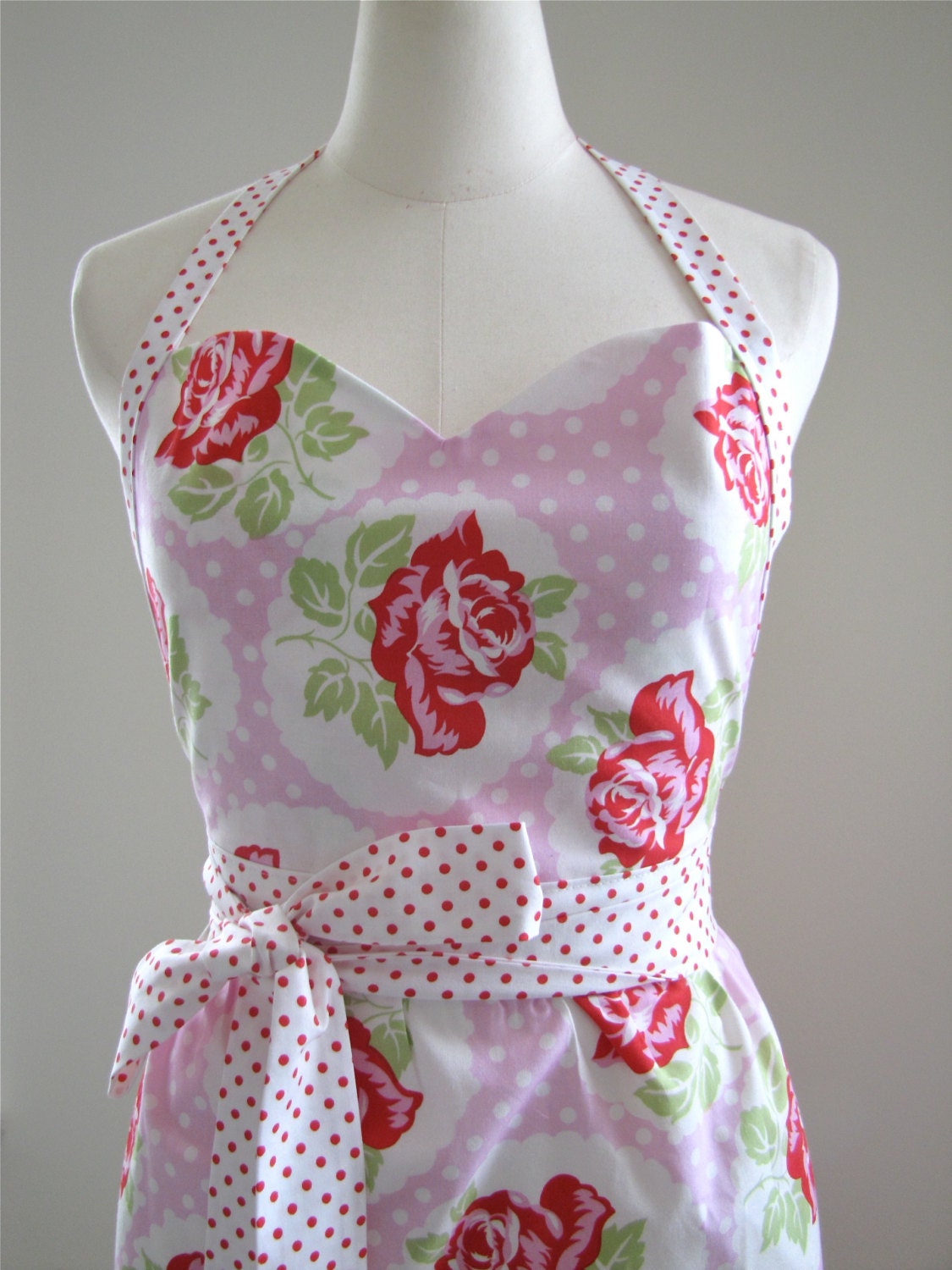 Shabby Chic Apron Sweetheart in Pink Lulu Rose