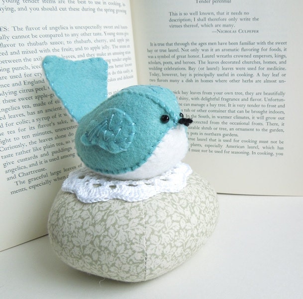 Turquoise Blue Felt Bird Floral Pincushion Tuffet