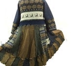 Plus size sweater coat in Nordic print in blues and khaki. Extra Large, ca205