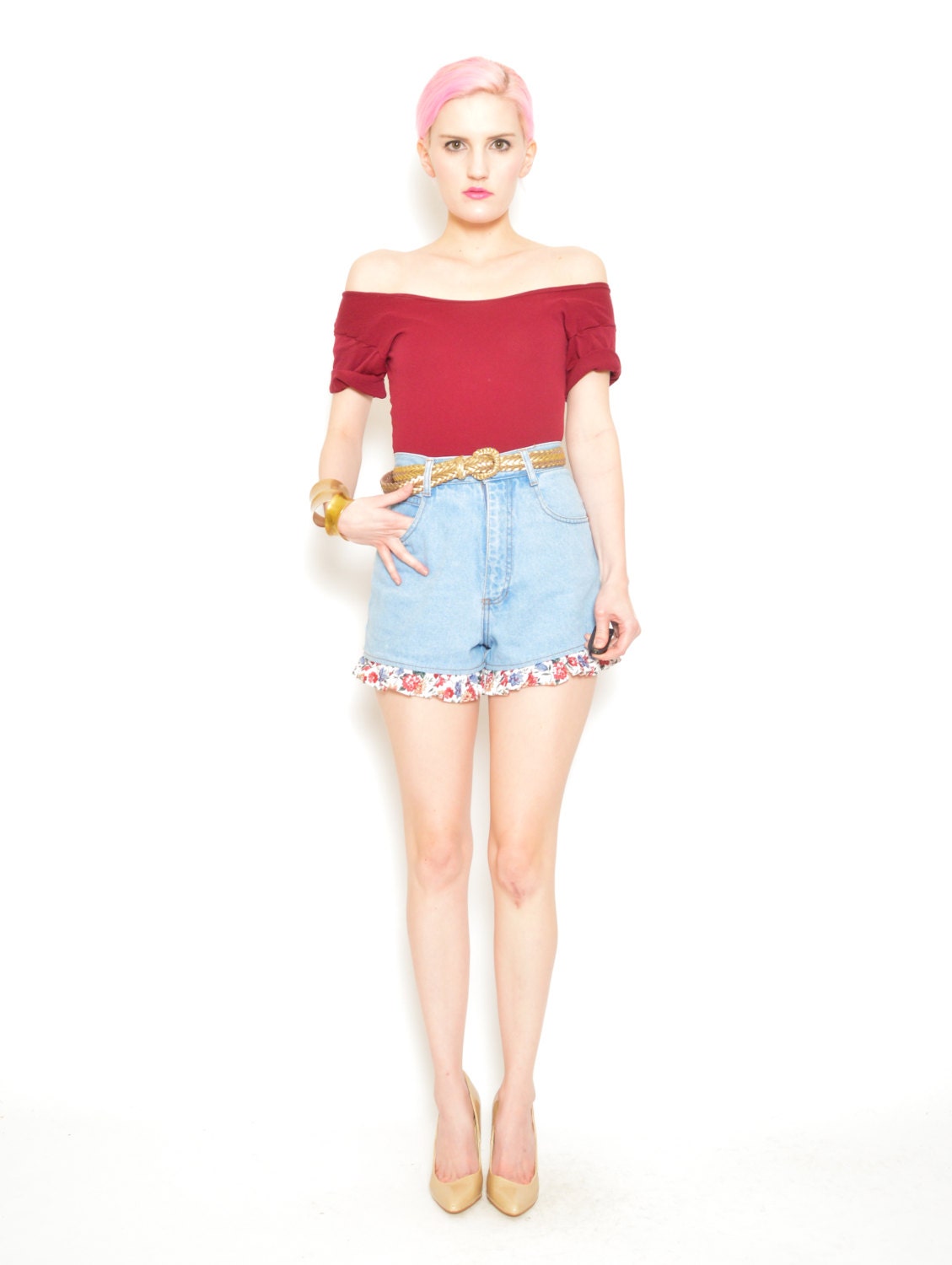 80s 90s Denim Shorts - Floral Ruffled Hem Shorts - 1990 Light Denim Jean Shorts - Boho Floral Print - Summer Fashion - S 4 6