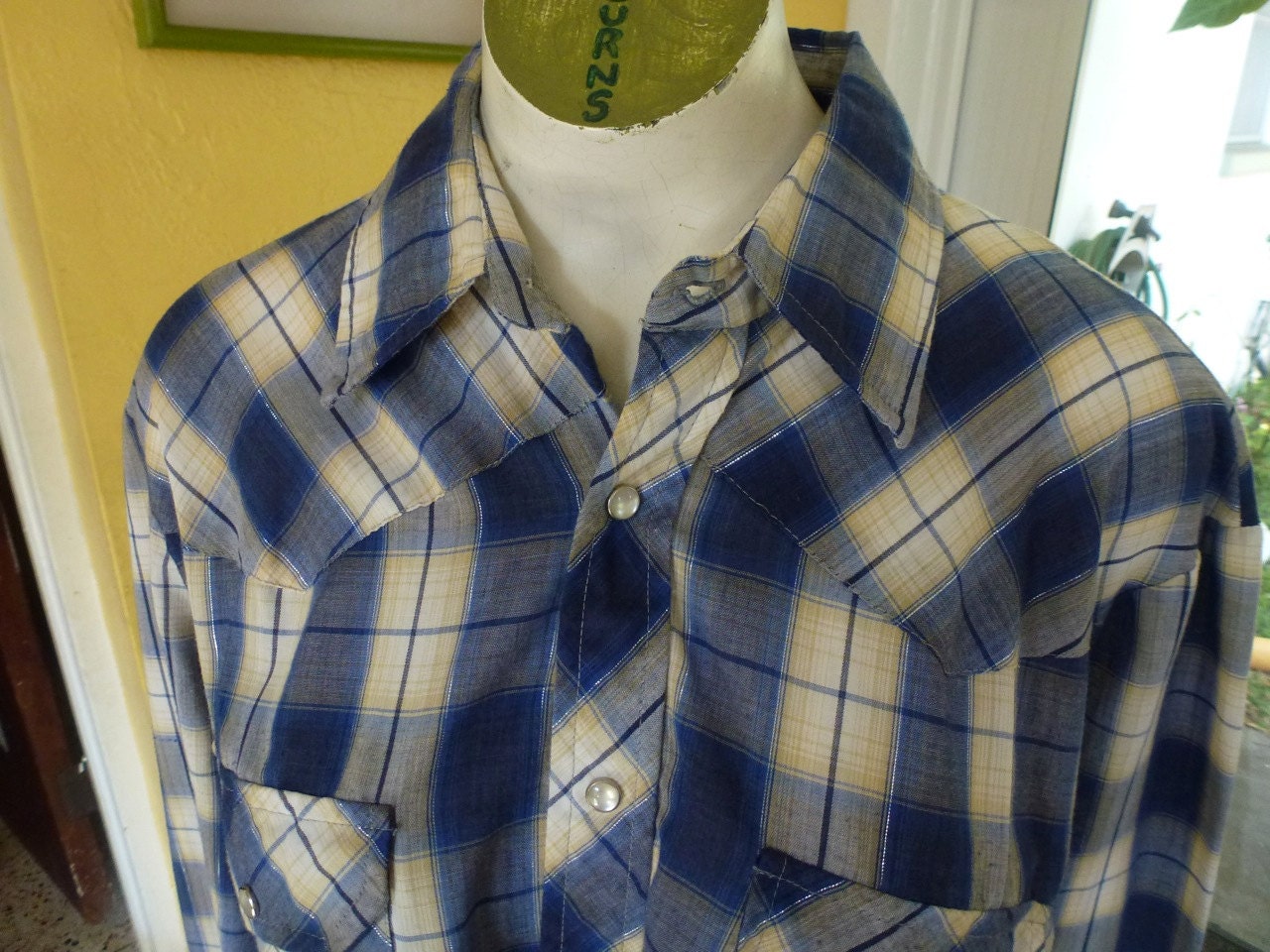 1980s western pearl snap long sleeve blue plaid shirt- size medium/large