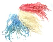Hand dyed Masham Fleece soft virgin long Curls lock 42 gramm 0.6 oz white pink end blue for doll hair , spinning and felt