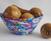 Wildflower Medium Round Fabric Coiled Bowl / Basket by PrairieThreads
