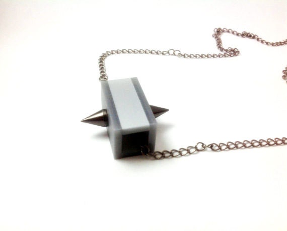 3D rectangular pendant - jewelry with eyelets - silver lasercut plexiglass