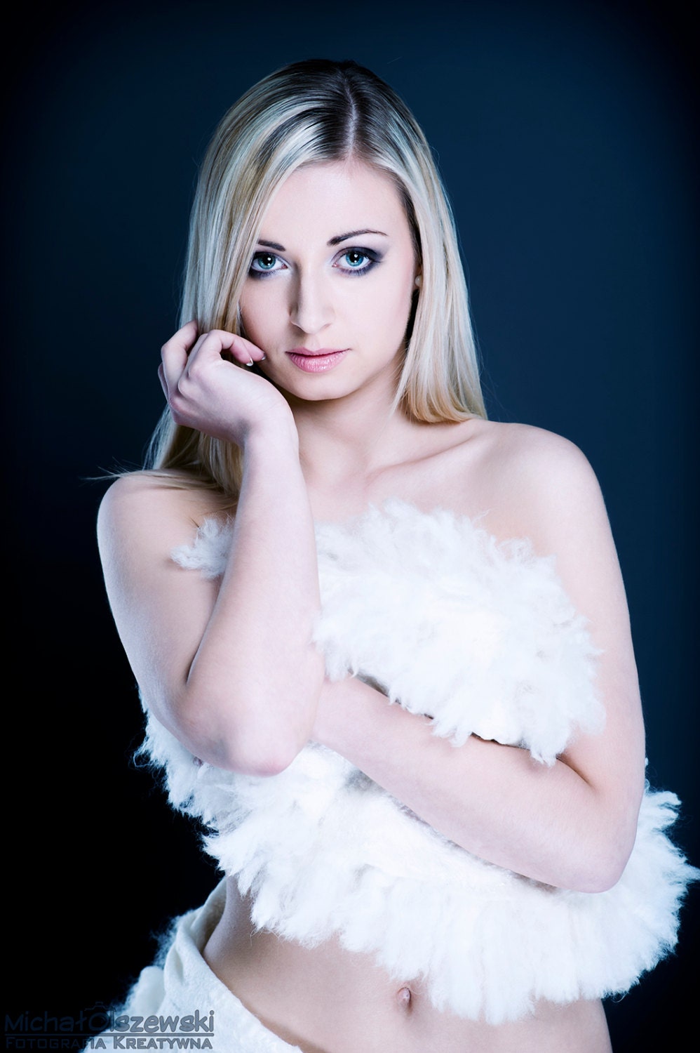 Felted scarf  White  Wedding Fur  wrap  Bridal  gift brooch cape
