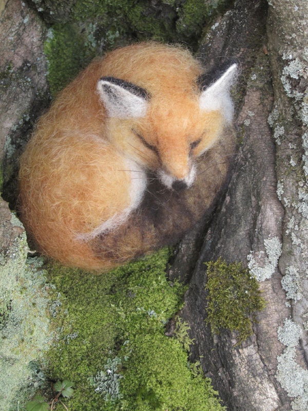 Needle felted sleeping fox, woodland animal