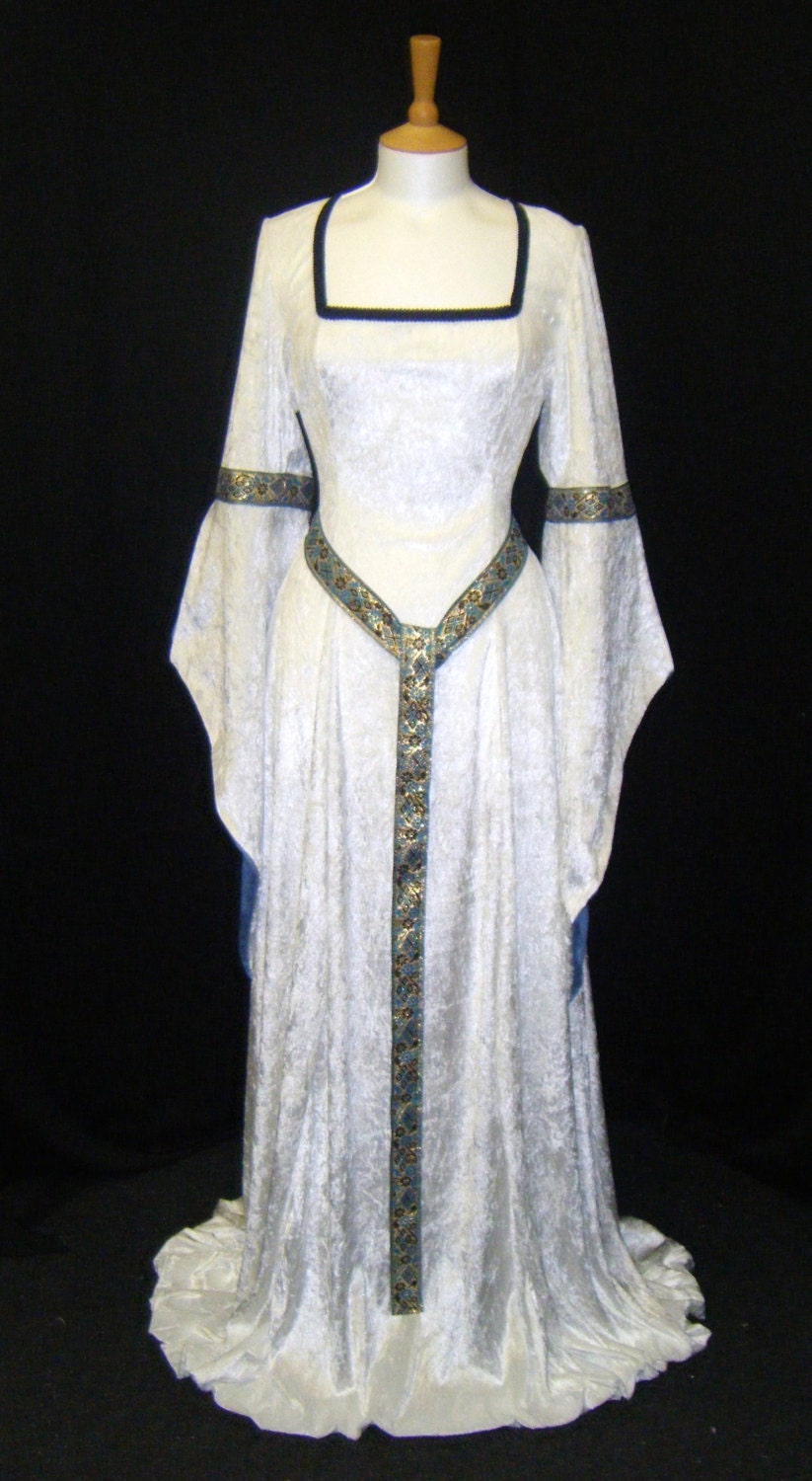 ELVEN DRESS medieval handfasting renaissance  fairy dress LOTR custom made