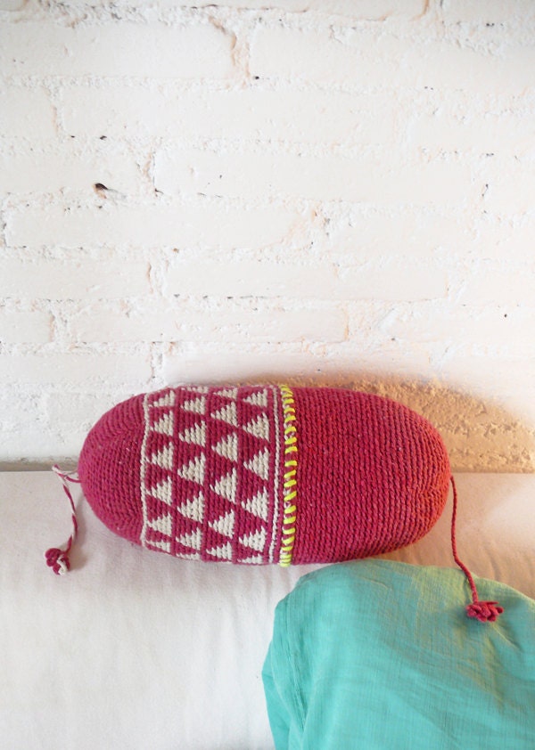 Pillow Crochet Marrakech  -  Pink Triangle