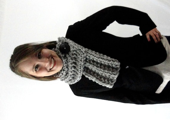 Light Gray Chunky Knit Cowl Scarf with Black Button