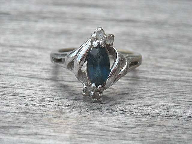 Vintage Ring, Blue Sapphire Ring, Vintage Diamond Ring, Jewel Ring, Gemstone Ring, Vintage Silver Ring, 1980s, 80s, Size 9,
