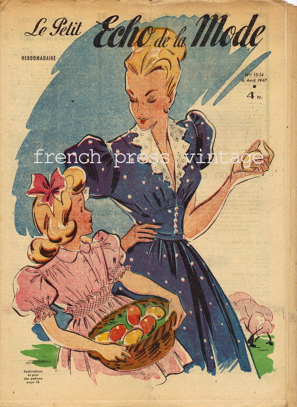 vintage french women's magazine  /  le petit echo de la mode 1940s / paper ephemera