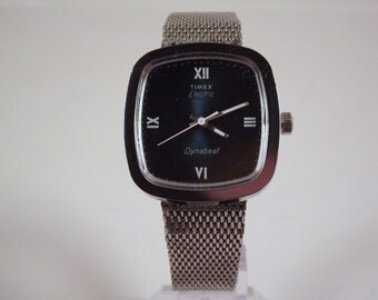 Vintage 1977 Timex Electric Dynabeat Retro Style Men's Silver Case Wrist Watch W/Sweep Second Hand and Silver Mesh Band
