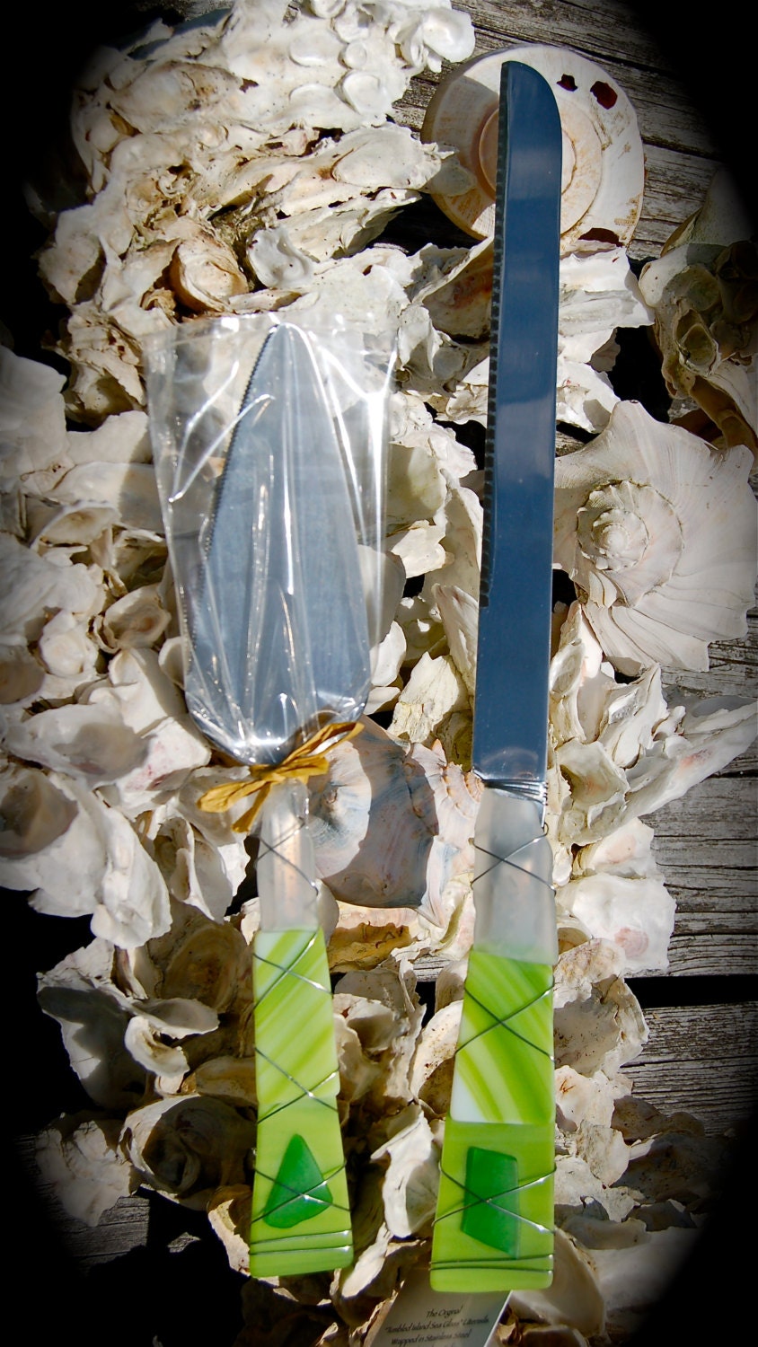 Sea Glass Wedding Cake Knife & Server made with Recycled Bottle "Tumbled Island Glass" in Lime Green Stripes. Dishwasher Safe