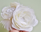 Ivory Bridal Hair Accessory, Crystal Pearl Hair Flower, Wedding Headpiece, Ivory Flower Hair Clip