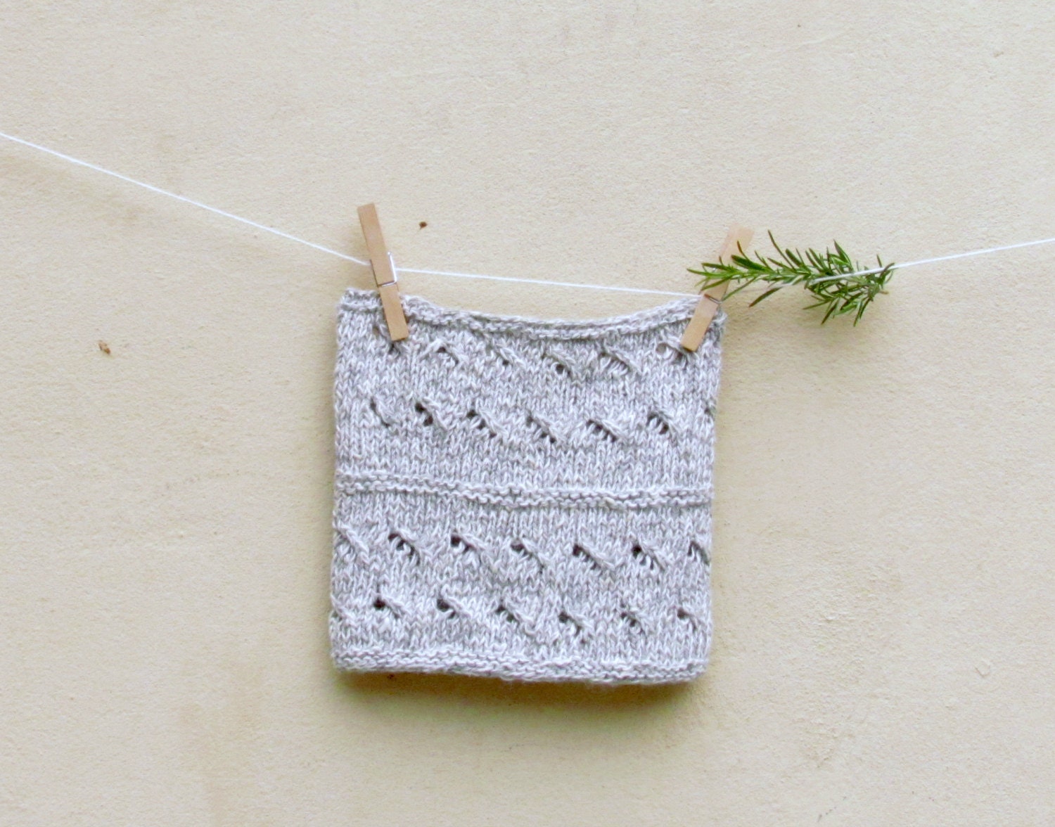 Grey  infinity scarf - Knitted vegan cowl - Linen lace romantic accent femenine