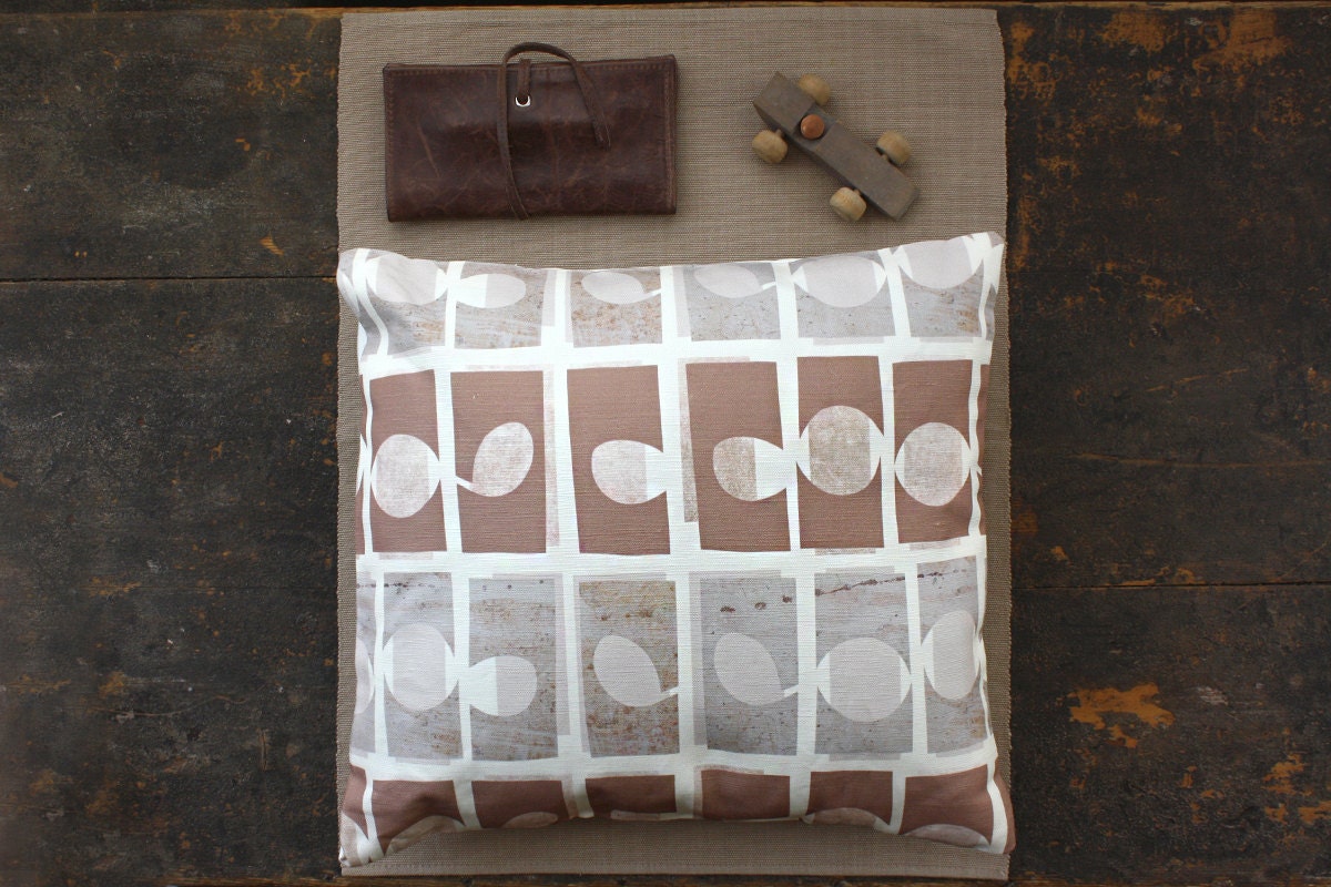 Cut Out Cushion Cover - Tan