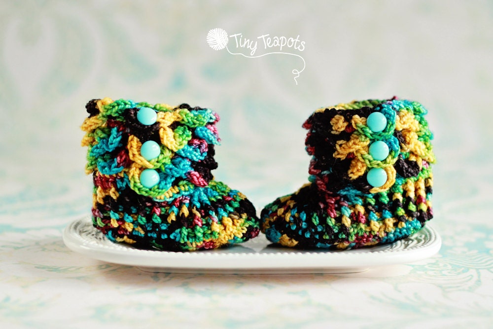 SALE,Baby Booties, 6-12 months, Rainbow Booties, Crocodile Stitch, Ready to Ship