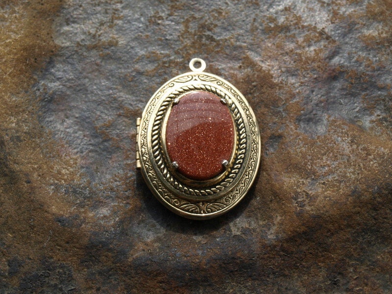 Vintage Goldstone Locket