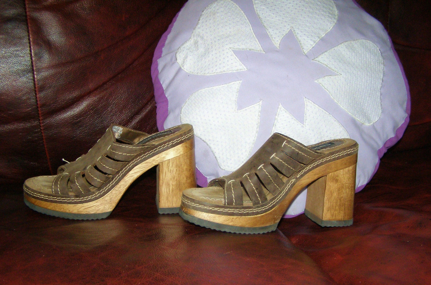Vintage wood and Leather Platform boho shoes sandals 6.5 M