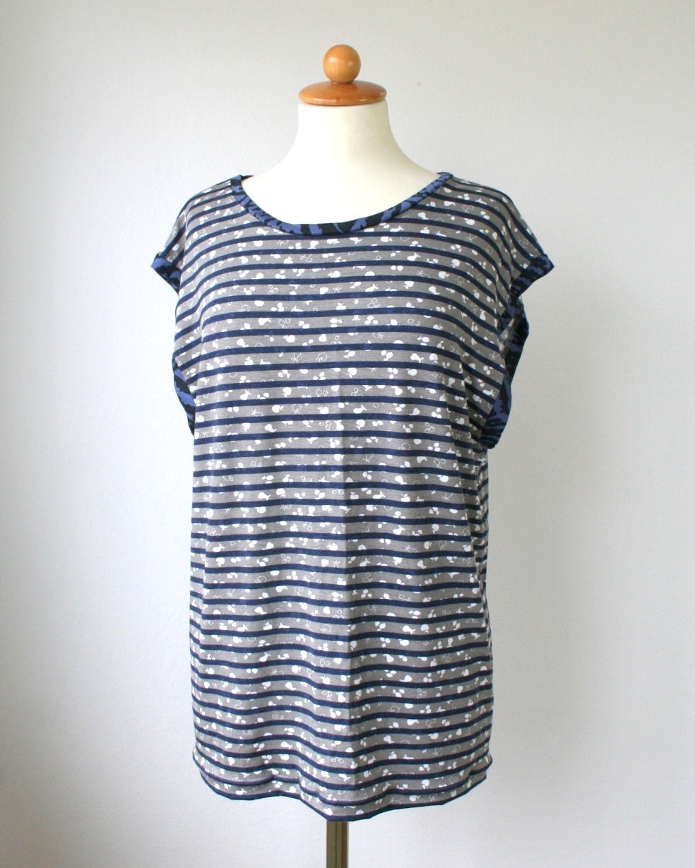 Women's striped tshirt, oversized top, navy blue gray white black, fruit detail, animal print