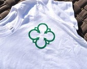 Kelly Green Clover / Quatrefoil Screenprinted on White T-shirt - Women's Size M