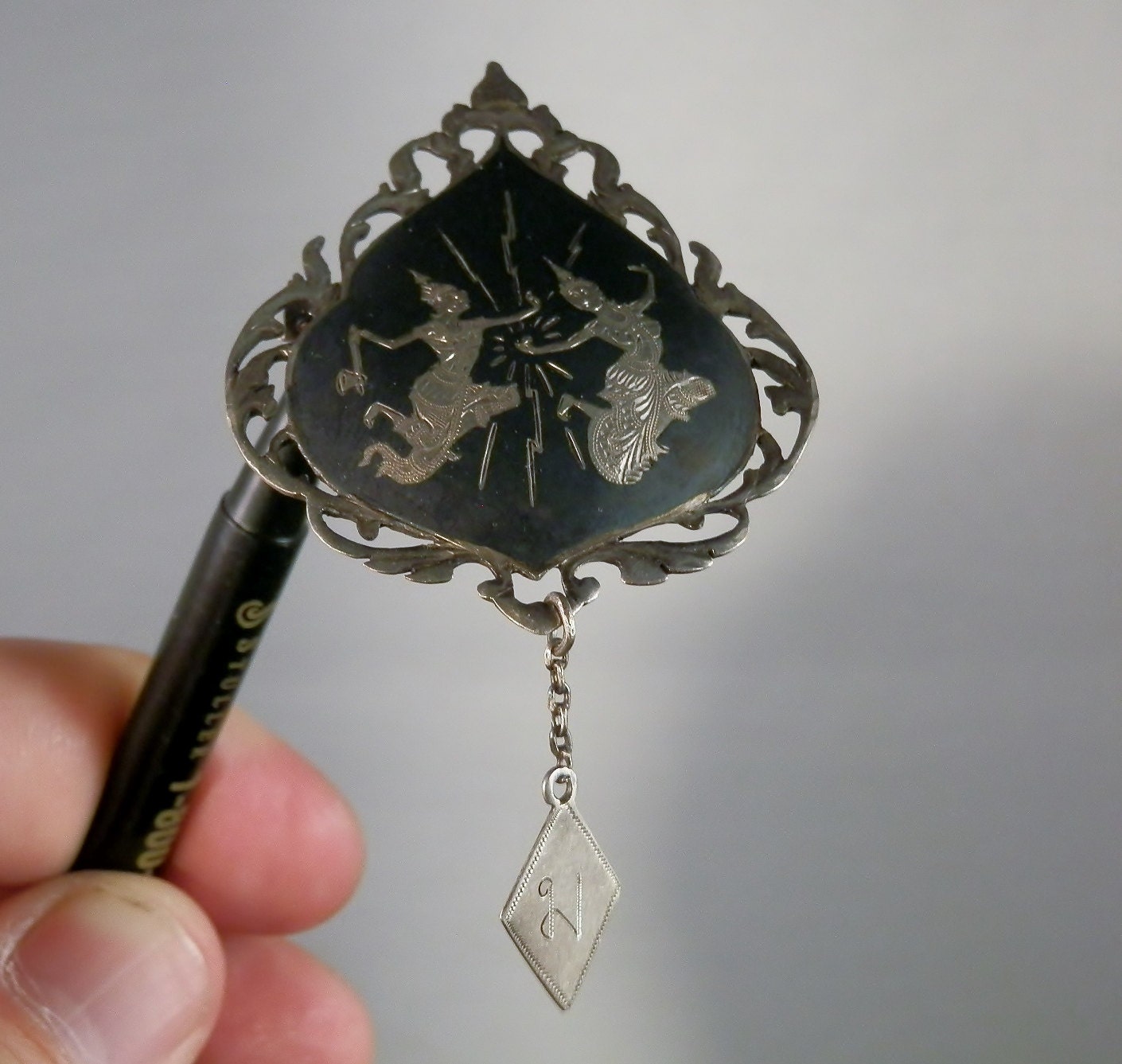 Vintage Sterling Silver Siam Brooch.