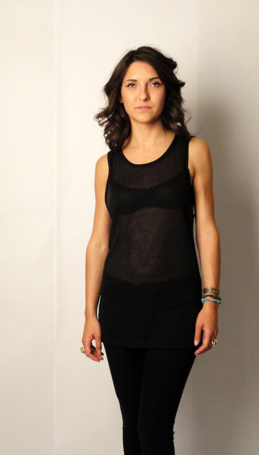 vintage 90s black mesh racerback tank - sporty chic - summer time jams - small S