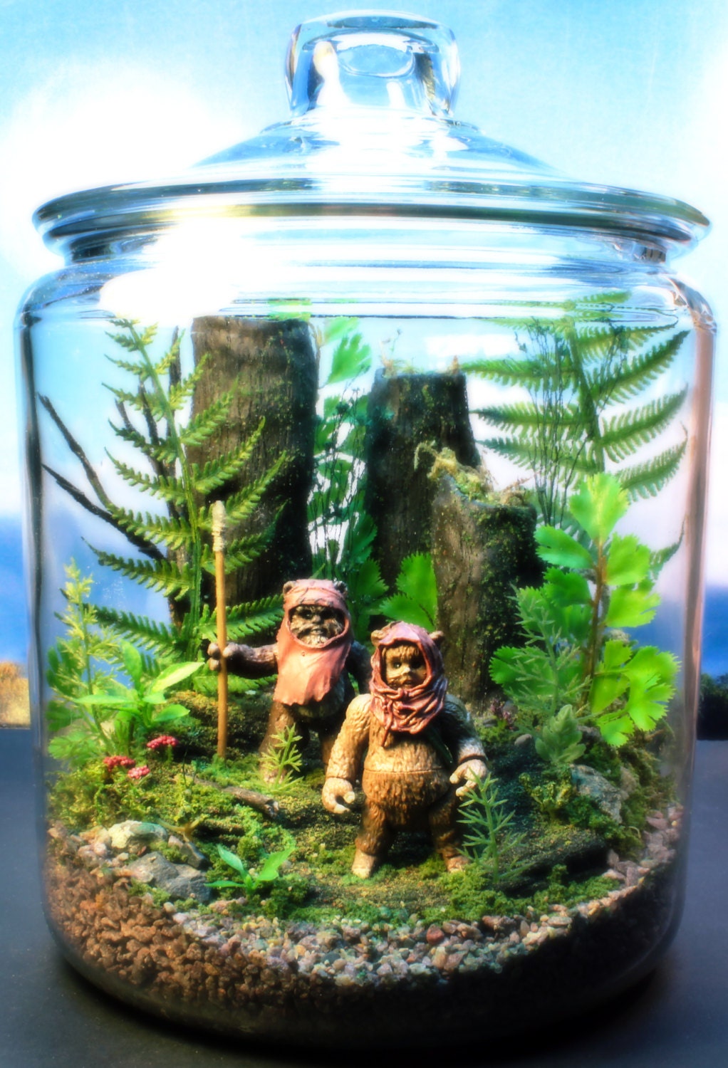 Ewok Duo - Endor Forest Terrarium - Star Wars - Return of the Jedi