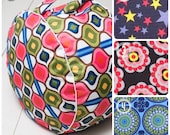 Waterproof Round Floor Cushion with Handle - Waterproof Vinyl Ripstop Fabric - Outdoor Cushion - Wipeable Cushion -  Retro Print