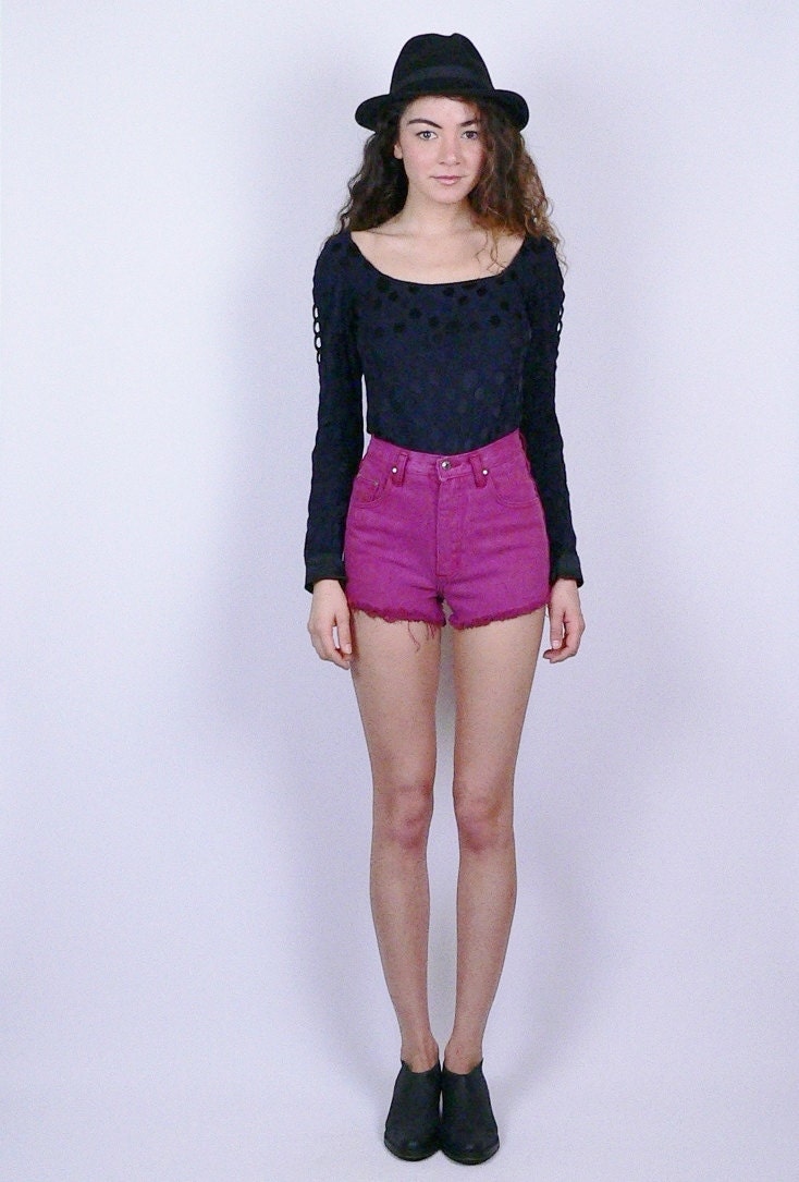 Guess Raspberry High Waisted Denim Cut Off Jean Shorts XS