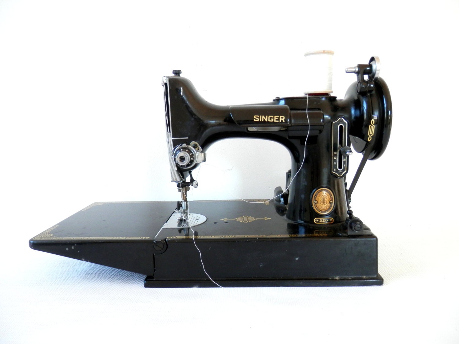 Singer Featherweight Sewing Machine Model 221-1 Portable Electric with Accessories