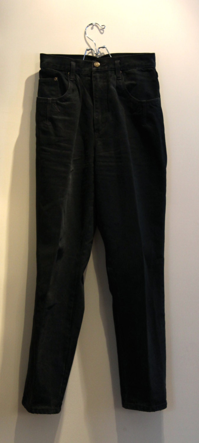 Vintage high waist black jeans -size 9 perfect for cut off jeans