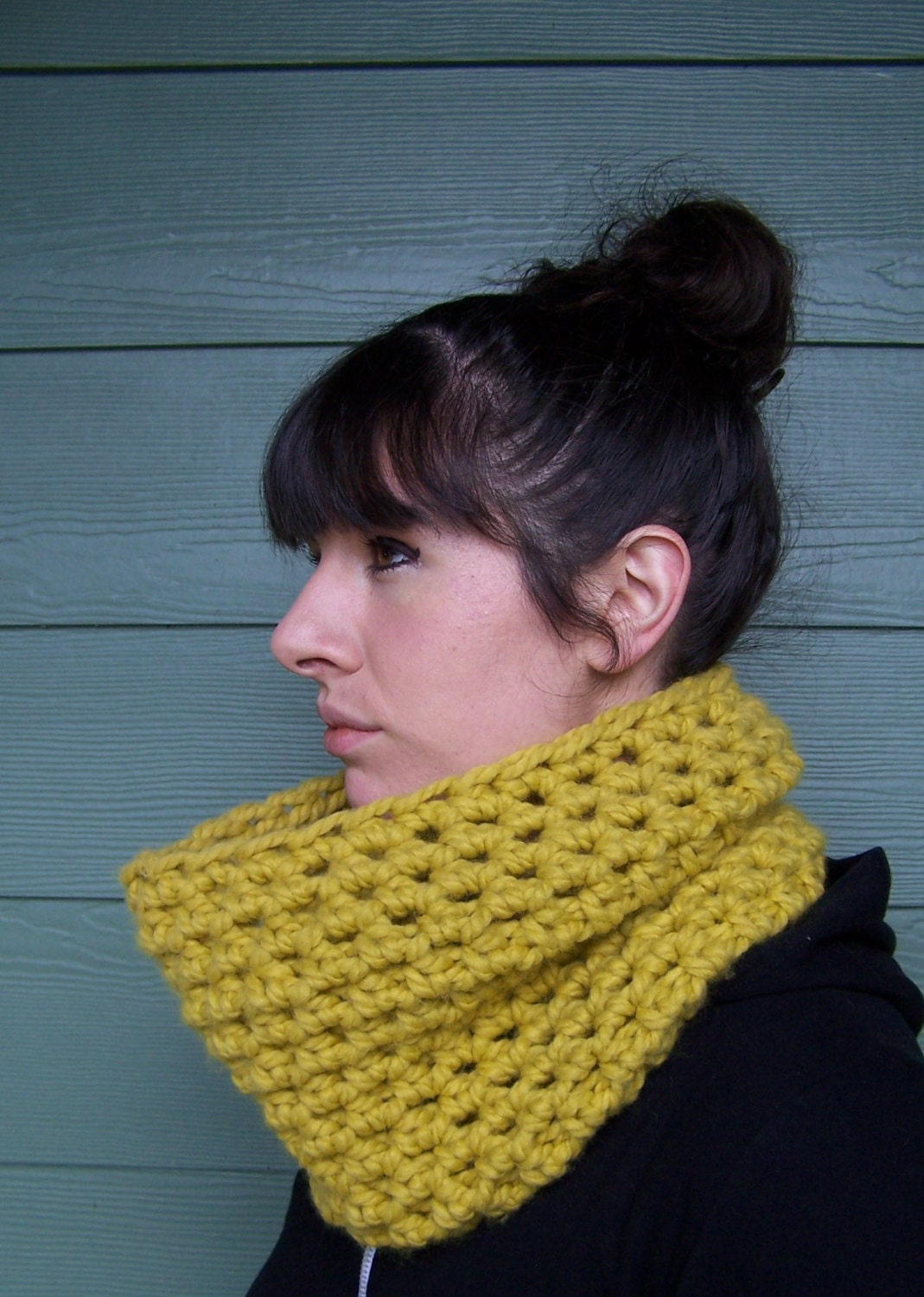 Chunky yellow cowl crochet scarf neck warmer handmade hand crocheted neckwarmer acrylic wool men women mustard gold CITRON
