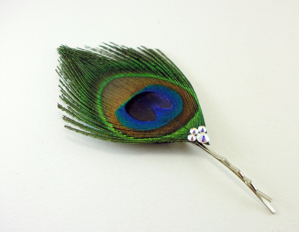 Peacock Feather Hair Pin / Hair Clip / Feather Fascinator / peacock wedding / Swarovski crystals / bridesmaids hair / prom