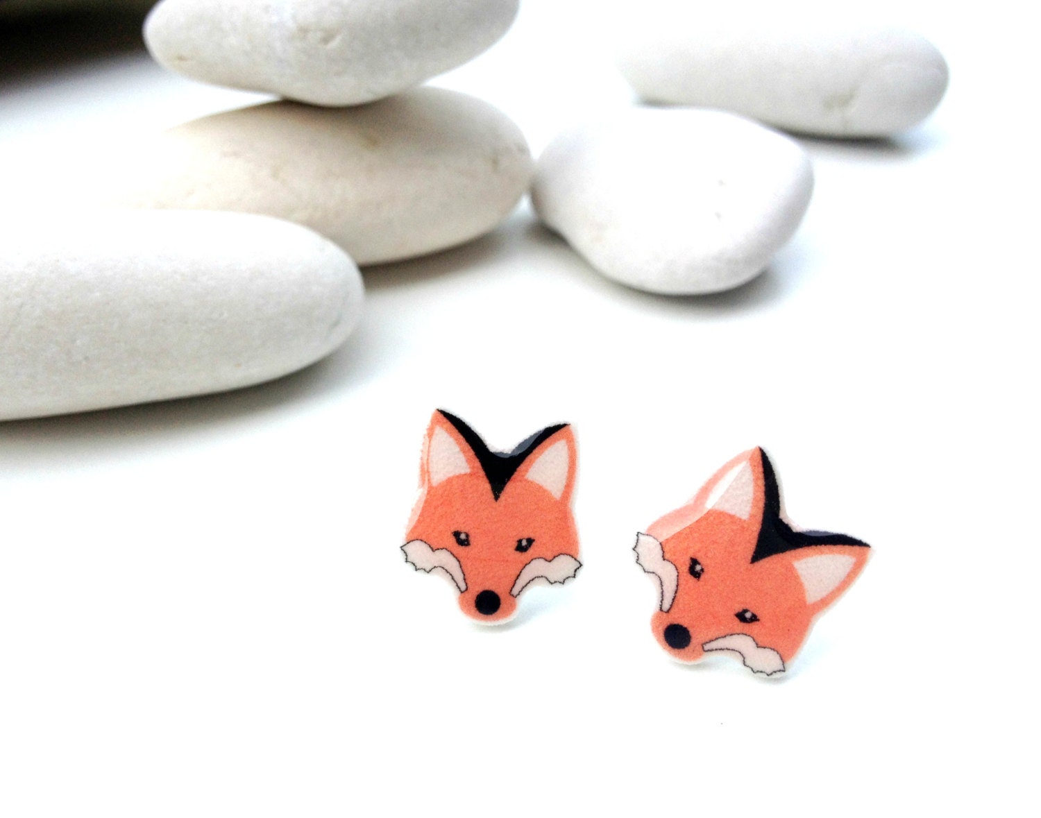Fox shrink plastic studs with resin coating