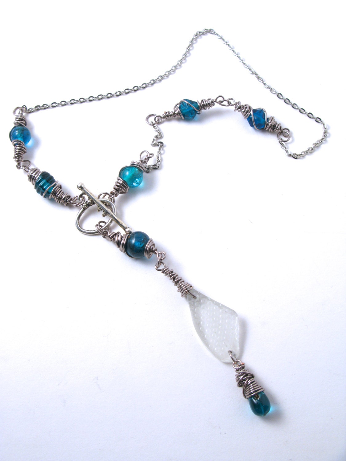 Embossed White Sea Glass on a Silver Titanium Wire Wrapped Aqua Blue Glass Bead Necklace with a Front Toggle Clasp 18"
