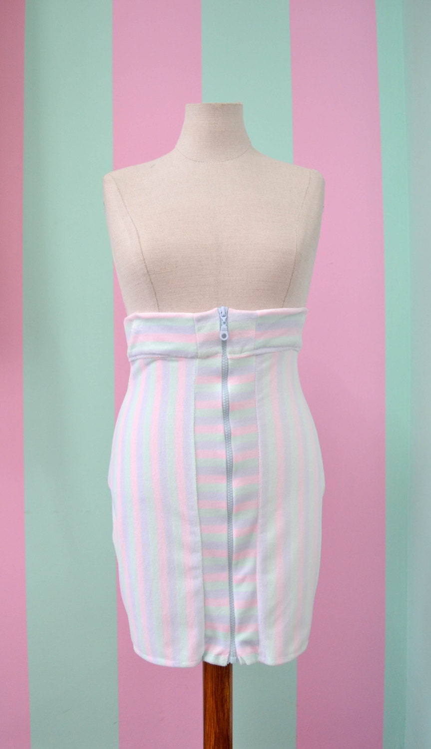 Cute pastel pencil skirt